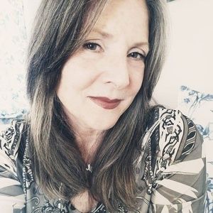 Meet your Posher, Pamela